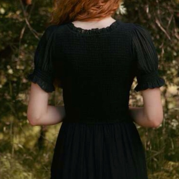 Ivy City Co Ellery Black Midi Dress - Picture 3 of 6